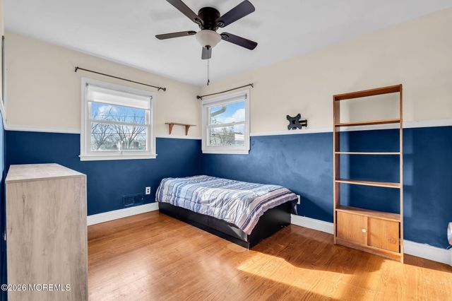 26 Westbrook Road, Howell, NJ 07731