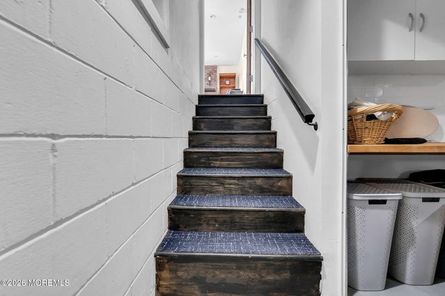 26 Westbrook Road, Howell, NJ 07731