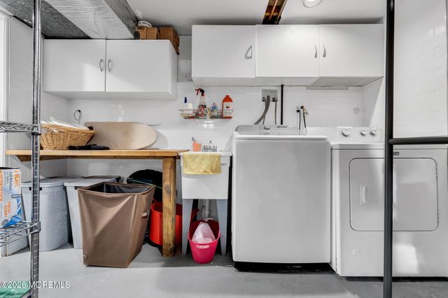 26 Westbrook Road, Howell, NJ 07731