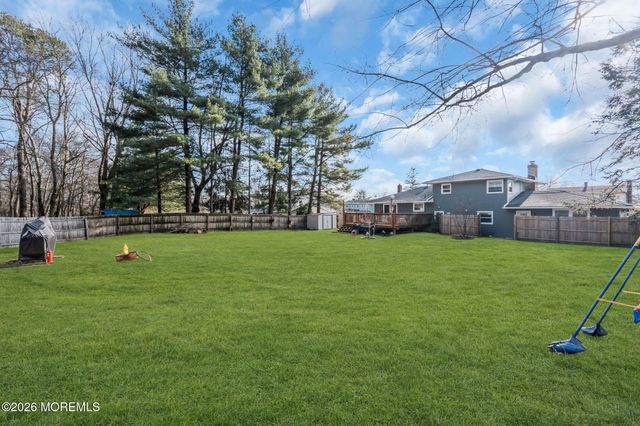 26 Westbrook Road, Howell, NJ 07731