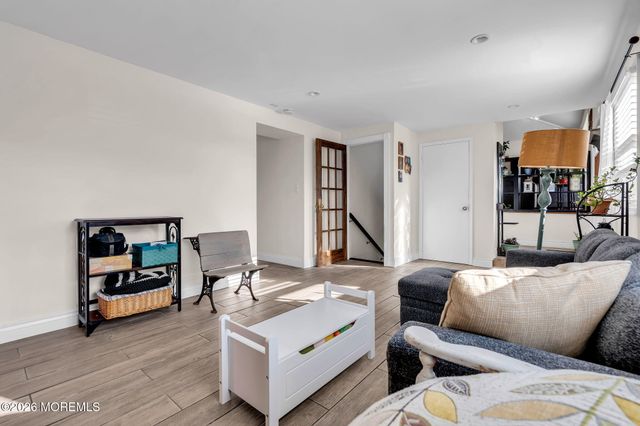 26 Westbrook Road, Howell, NJ 07731