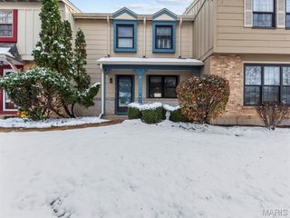 13338 Hiddendale Lane, Ballwin, MO 63021