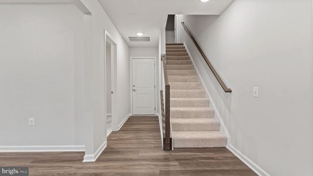 15071 JAXTON SQUARE LN, Haymarket, VA 20169