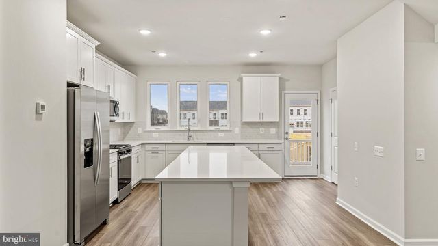 15071 JAXTON SQUARE LN, Haymarket, VA 20169