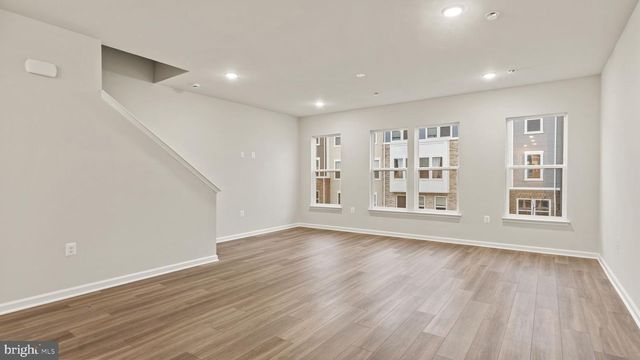 15071 JAXTON SQUARE LN, Haymarket, VA 20169