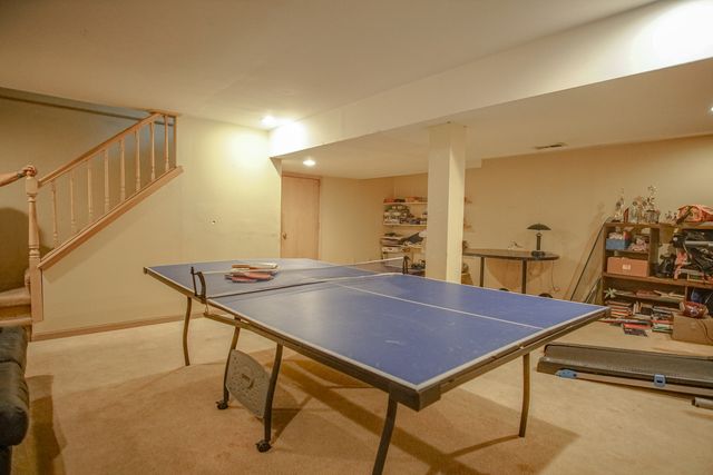 1961 Edinburgh Lane, Aurora, IL 60504