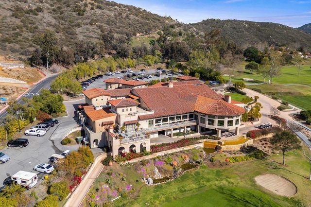 2262 Vista Valley Lane, Vista, CA 92084