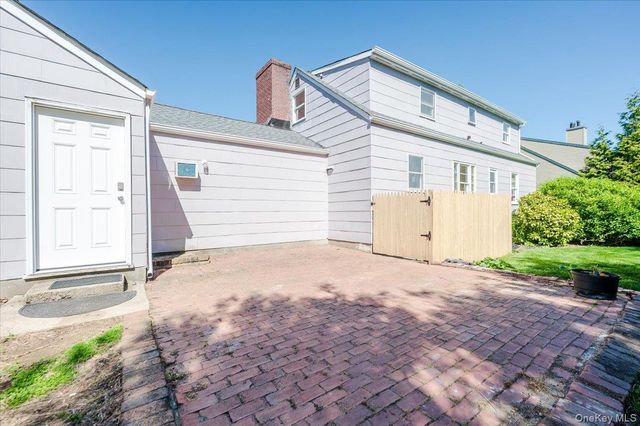 150 Burr Avenue, Northport, NY 11768