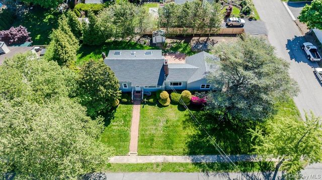 150 Burr Avenue, Northport, NY 11768