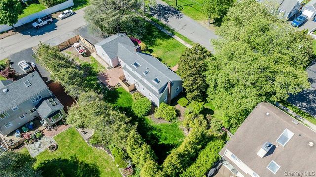 150 Burr Avenue, Northport, NY 11768