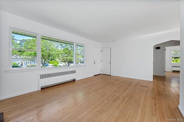 150 Burr Avenue, Northport, NY 11768