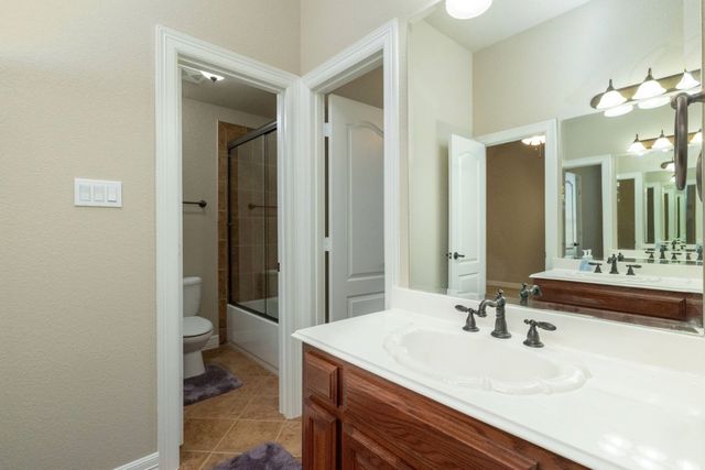 130 Austen Drive, Hudson Oaks, TX 76087