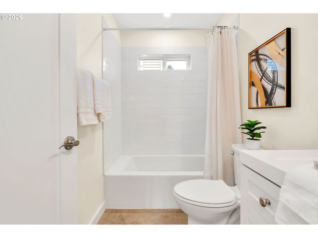 7630 N DRUMMOND Ave A&B, Portland, OR 97217