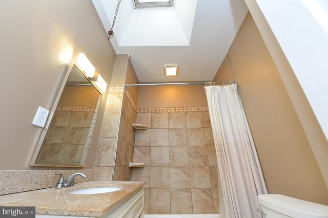 725 CHURCH LN, Lansdowne, PA 19050