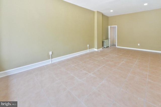 725 CHURCH LN, Lansdowne, PA 19050