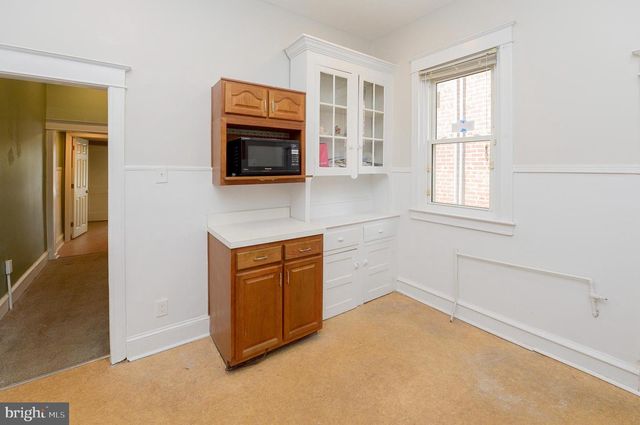 725 CHURCH LN, Lansdowne, PA 19050