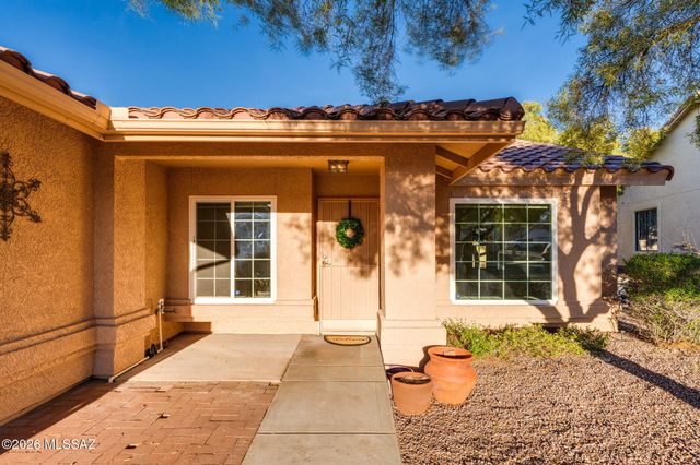 9960 N Roxbury Drive, Oro Valley, AZ 85737