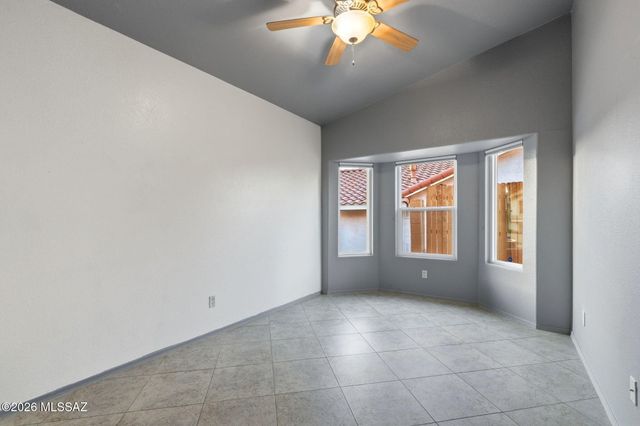 9960 N Roxbury Drive, Oro Valley, AZ 85737