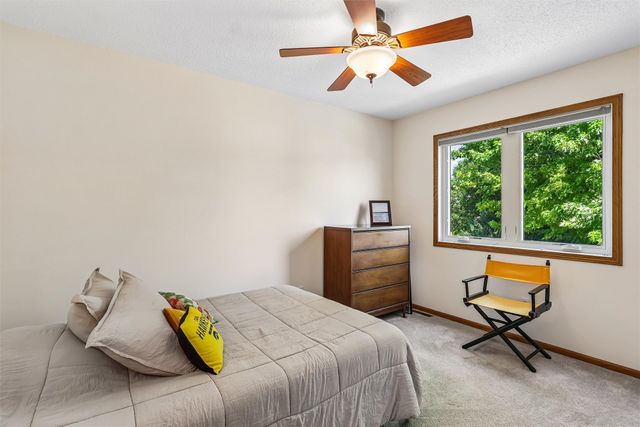 5405 NW 91st Street, Johnston, IA 50131