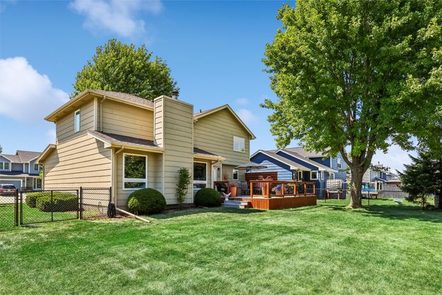 5405 NW 91st Street, Johnston, IA 50131