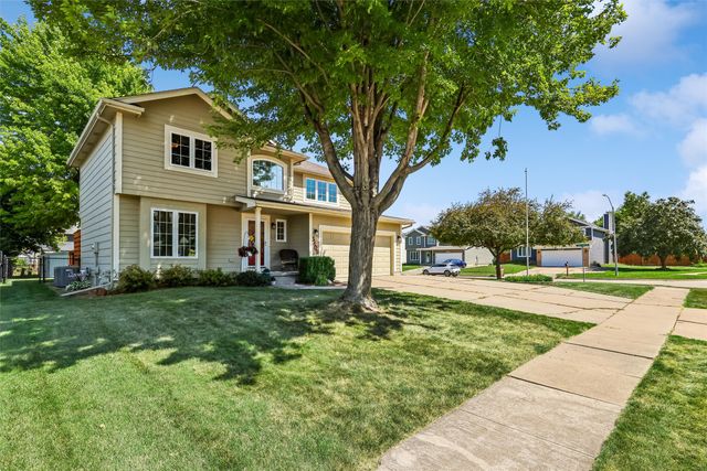 5405 NW 91st Street, Johnston, IA 50131