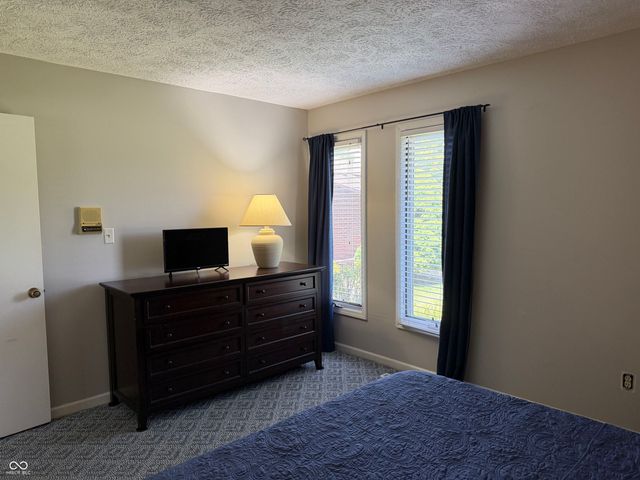 7007 W Meadows Lane, Greenfield, IN 46140