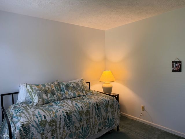 7007 W Meadows Lane, Greenfield, IN 46140