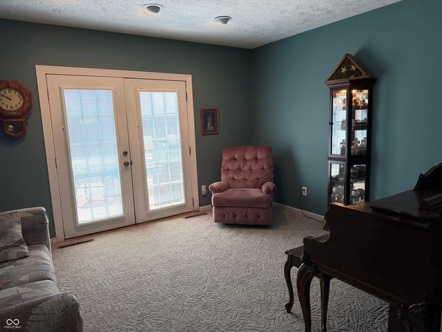 7007 W Meadows Lane, Greenfield, IN 46140