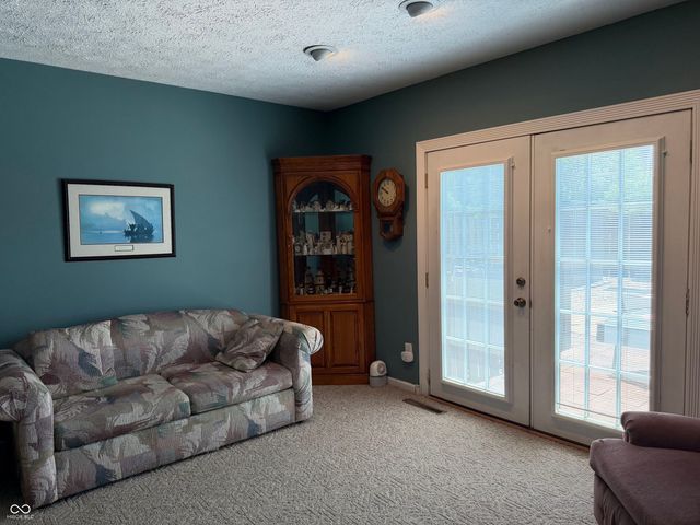 7007 W Meadows Lane, Greenfield, IN 46140