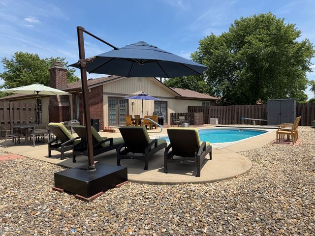 7007 W Meadows Lane, Greenfield, IN 46140