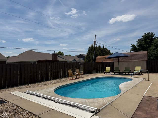 7007 W Meadows Lane, Greenfield, IN 46140