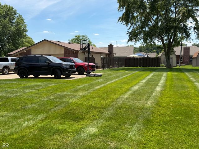 7007 W Meadows Lane, Greenfield, IN 46140