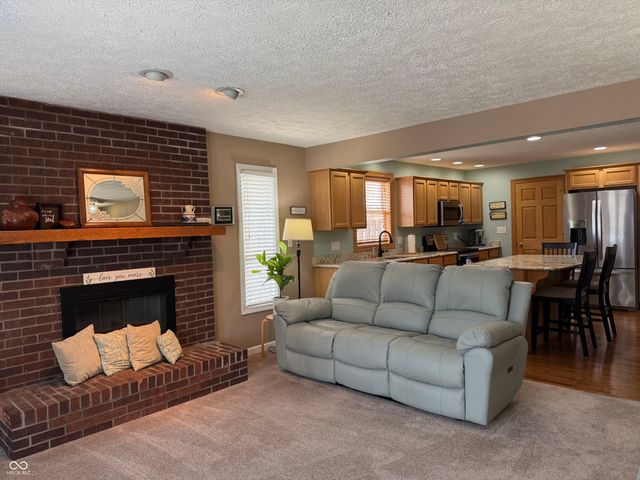7007 W Meadows Lane, Greenfield, IN 46140