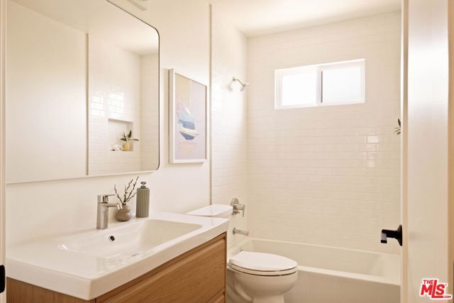 1538 16th Street, Santa Monica, CA 90404