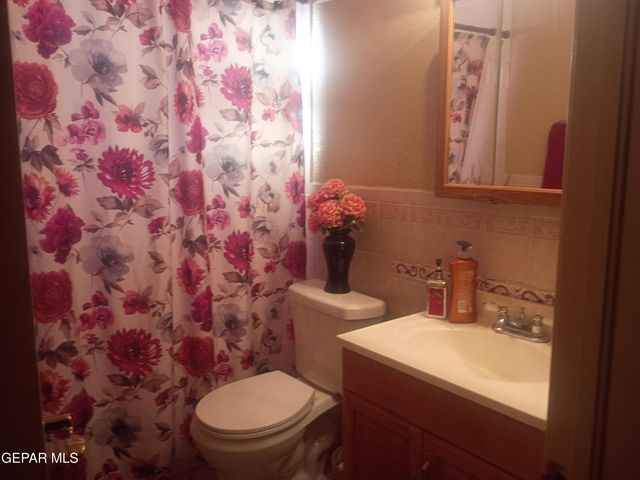 9842 LILLY Drive, El Paso, TX 79927