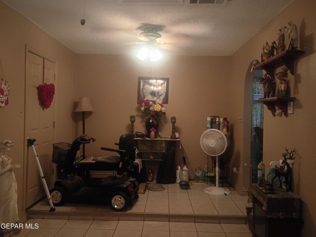 9842 LILLY Drive, El Paso, TX 79927