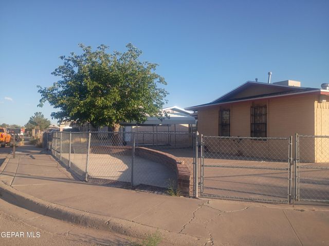 9842 LILLY Drive, El Paso, TX 79927