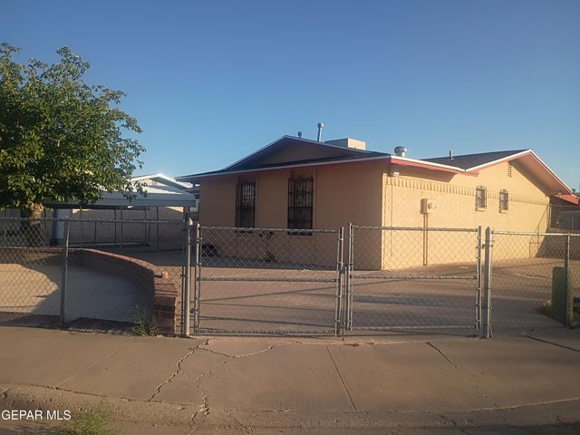 9842 LILLY Drive, El Paso, TX 79927