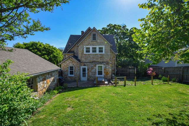 3017 Woodlawn AVE, Roanoke, VA 24015