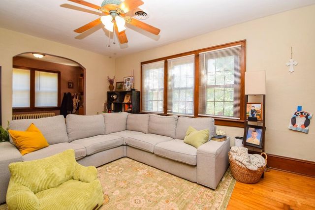 3017 Woodlawn AVE, Roanoke, VA 24015