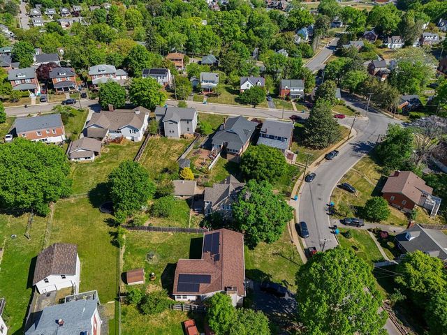 3017 Woodlawn AVE, Roanoke, VA 24015