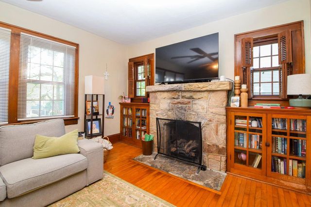 3017 Woodlawn AVE, Roanoke, VA 24015