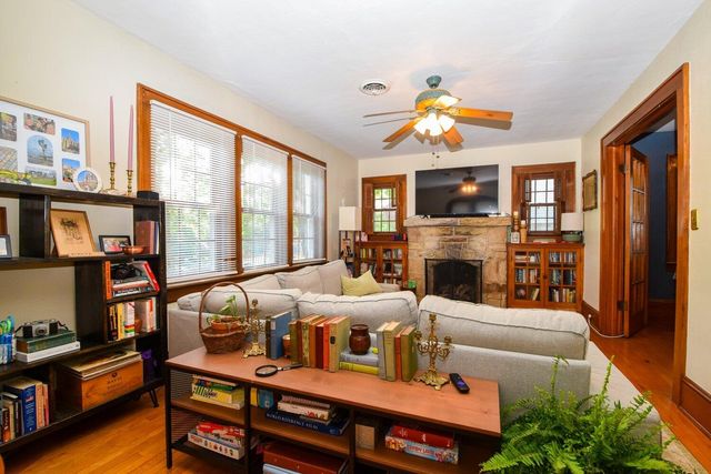 3017 Woodlawn AVE, Roanoke, VA 24015