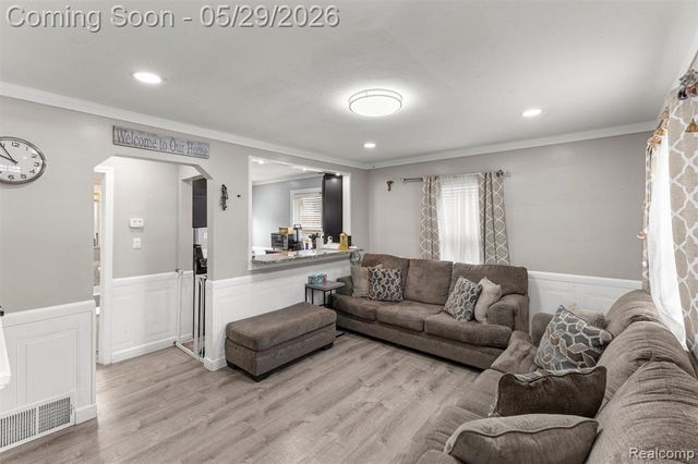 3419 Woodside Street, Dearborn, MI 48124