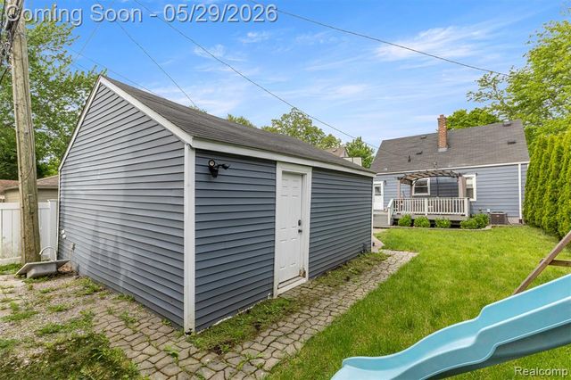 3419 Woodside Street, Dearborn, MI 48124