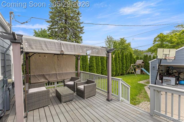 3419 Woodside Street, Dearborn, MI 48124