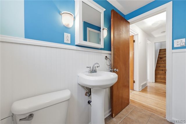 96 Cresthill Avenue, Tonawanda, NY 14150