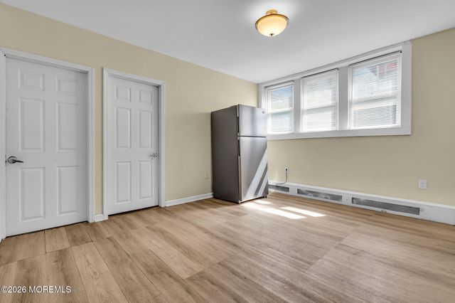 305 Cator Avenue 1B, Jersey City, NJ 07305