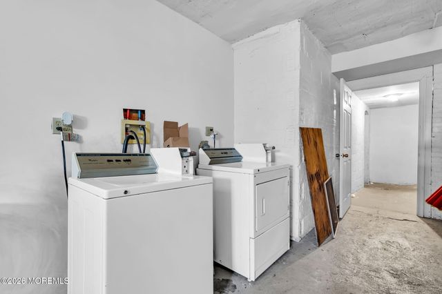 305 Cator Avenue 1B, Jersey City, NJ 07305