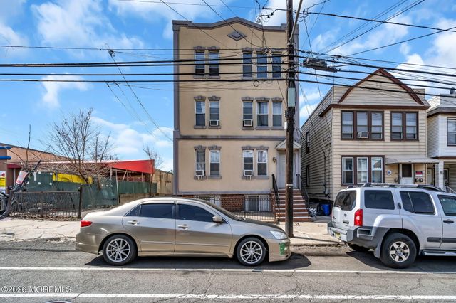 305 Cator Avenue 1B, Jersey City, NJ 07305